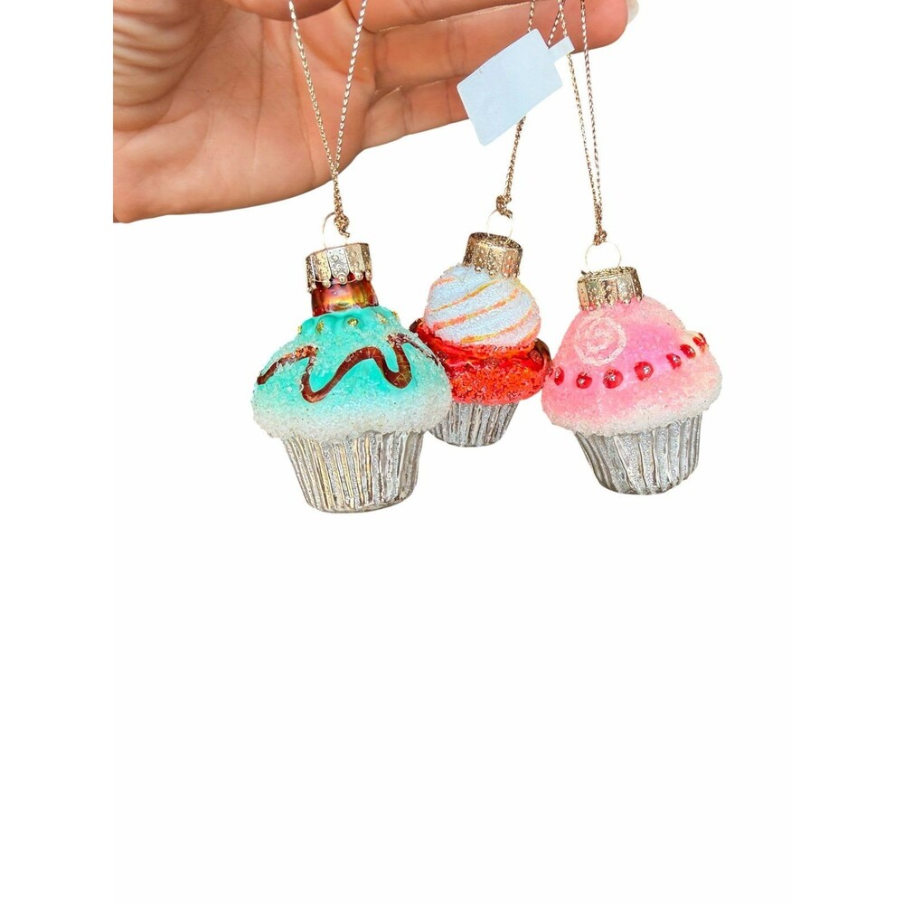 New holiday lane Macy’s Christmas mini cupcake ornaments set of 3